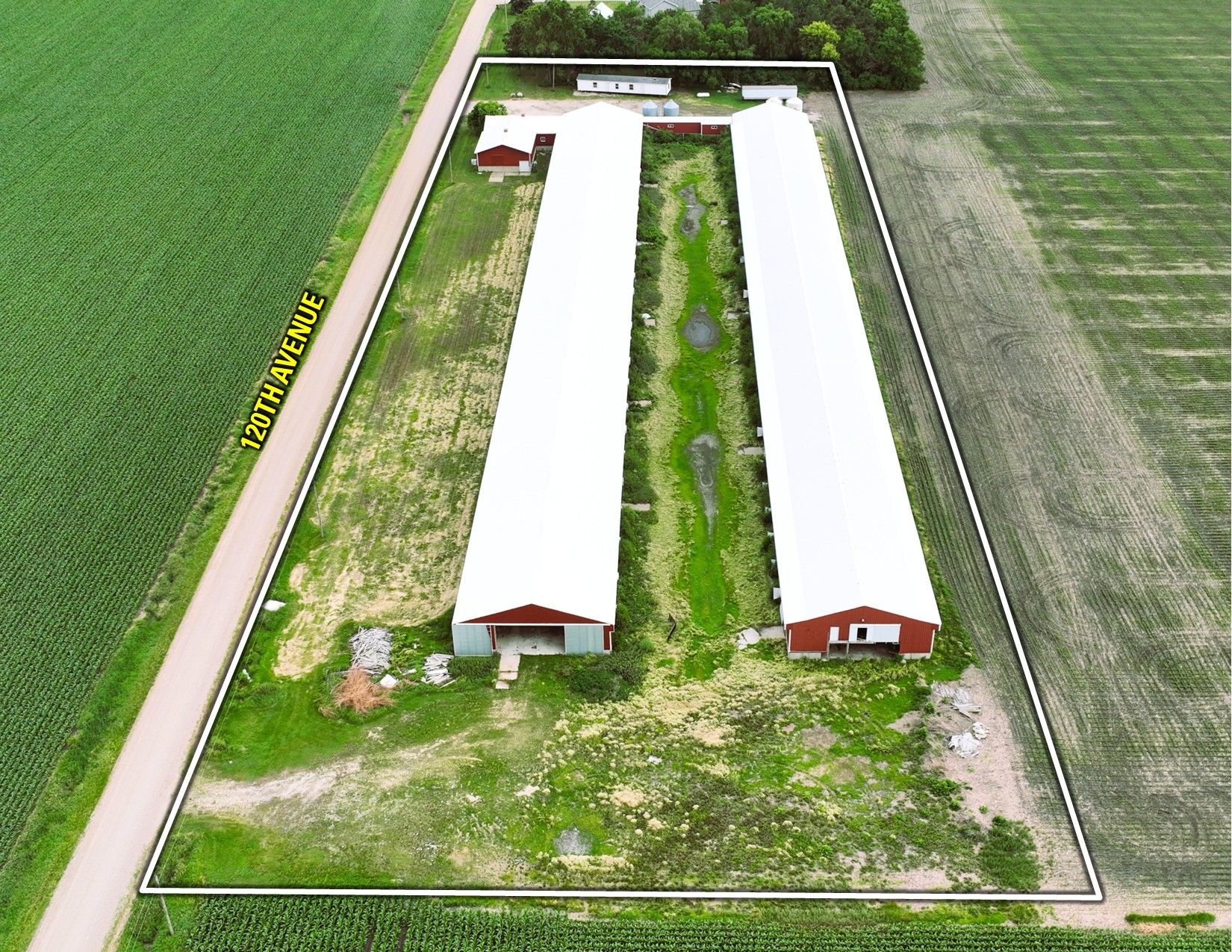 Listing Photo: Drone Outline N1
